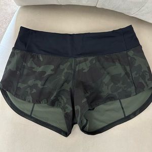 Lululemon Speed Up Shorts 2.5”
